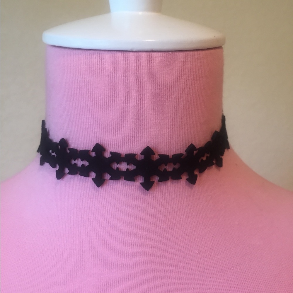 🖤 Awesome geometric Fun pattern choker 🖤 - Picture 2 of 7